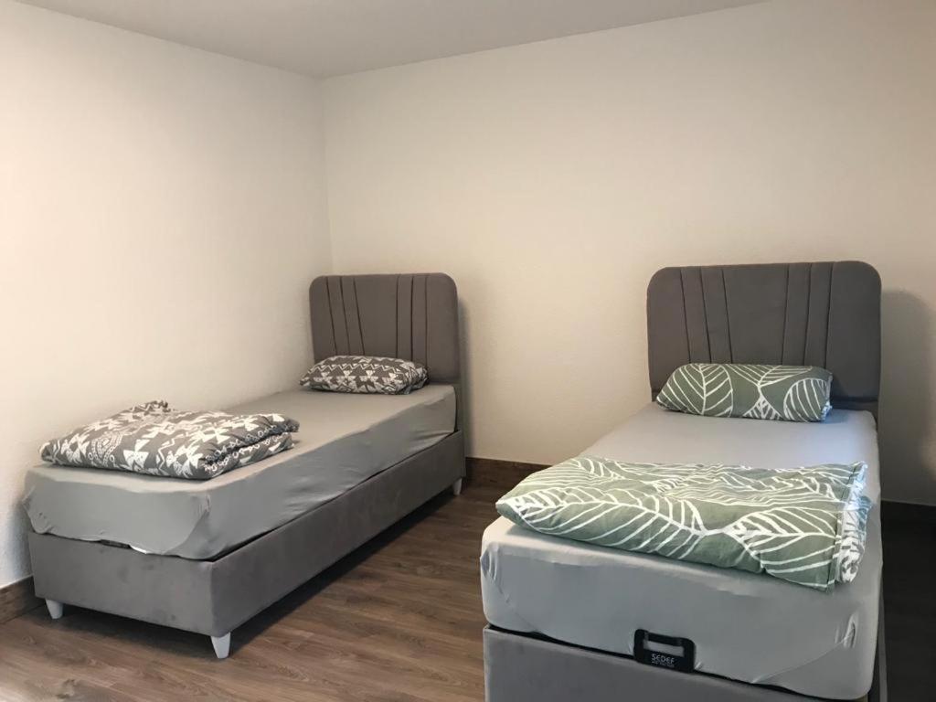 Heidenheimer Zimmer ภายนอก รูปภาพ