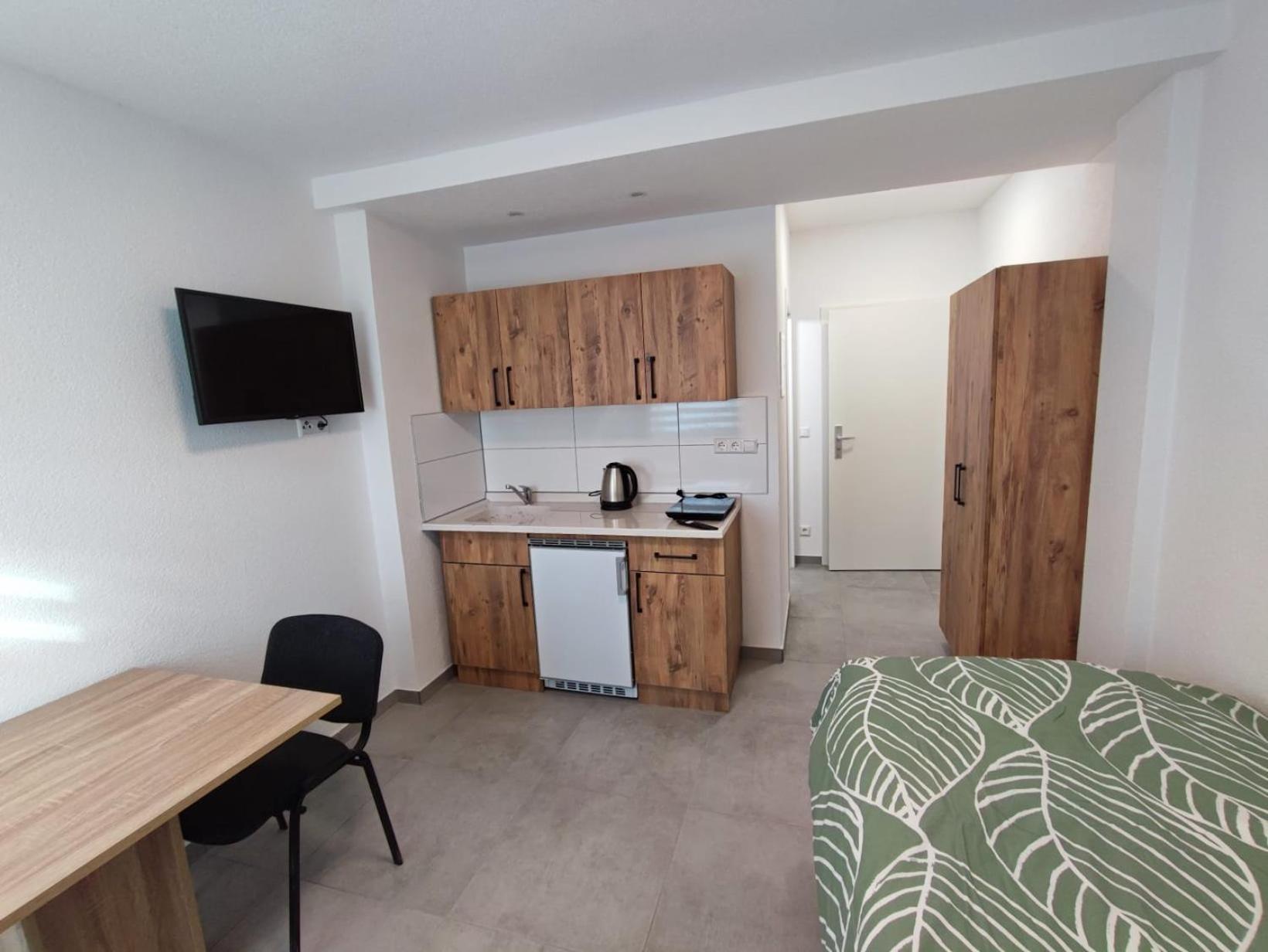 Heidenheimer Zimmer ภายนอก รูปภาพ