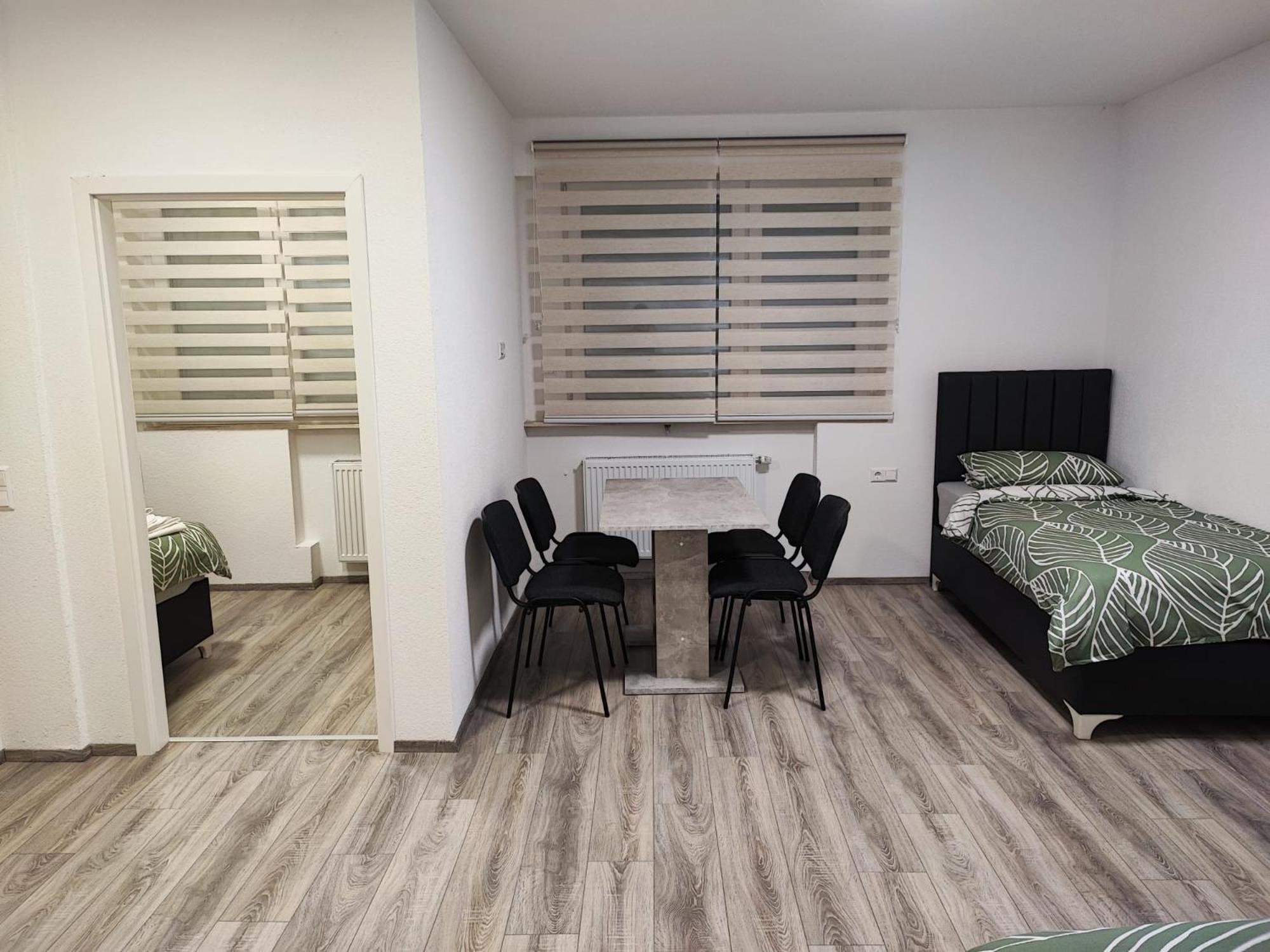 Heidenheimer Zimmer ภายนอก รูปภาพ