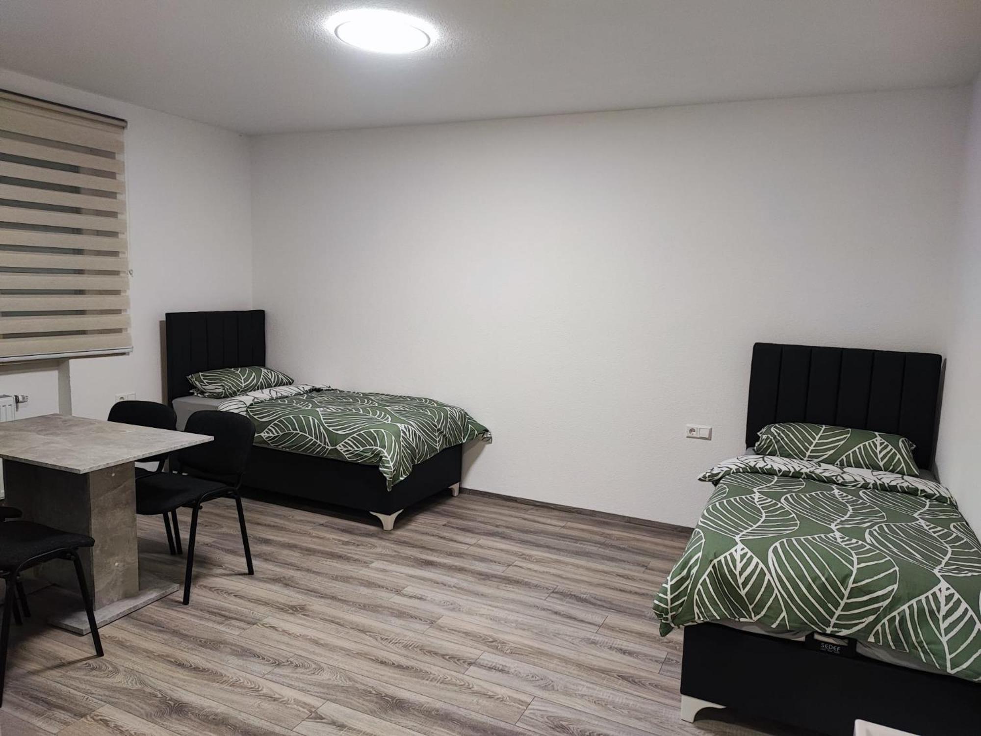 Heidenheimer Zimmer ภายนอก รูปภาพ