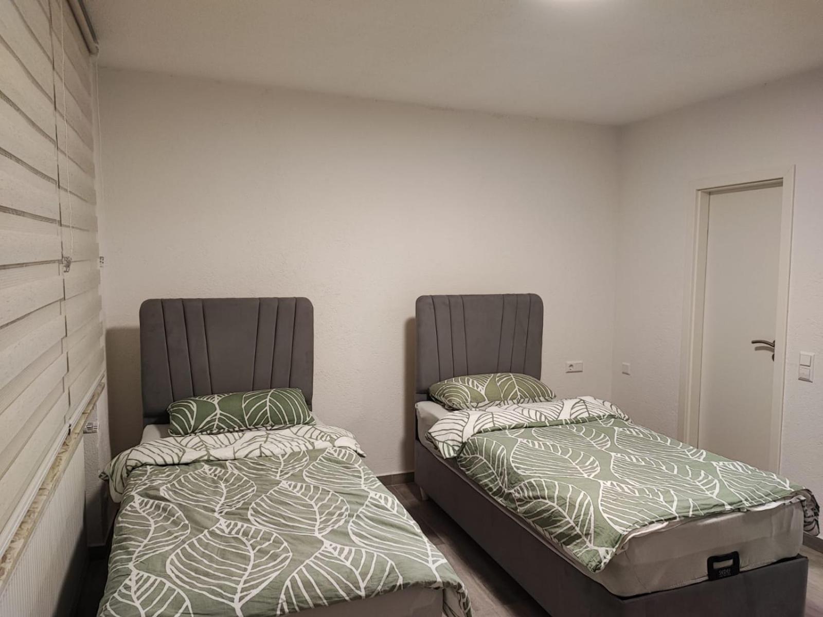 Heidenheimer Zimmer ภายนอก รูปภาพ