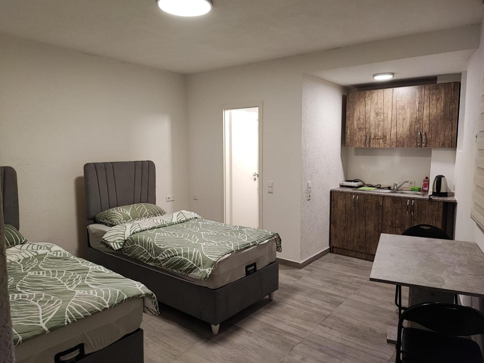 Heidenheimer Zimmer ภายนอก รูปภาพ